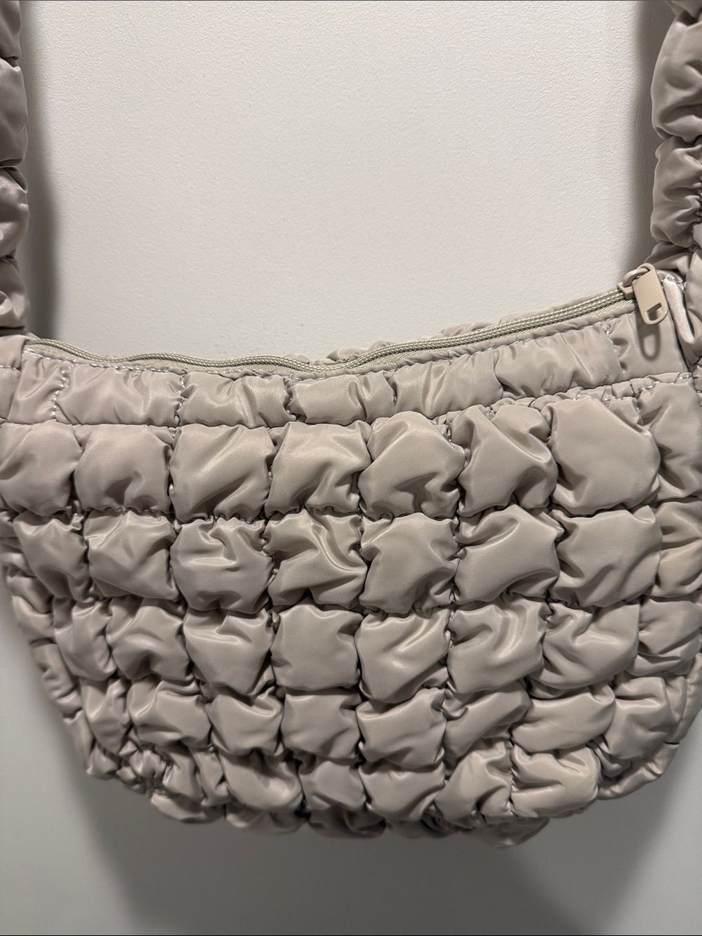 wild fable Quilted Ruched Shoulder Bag in beige - Picture 6 of 6